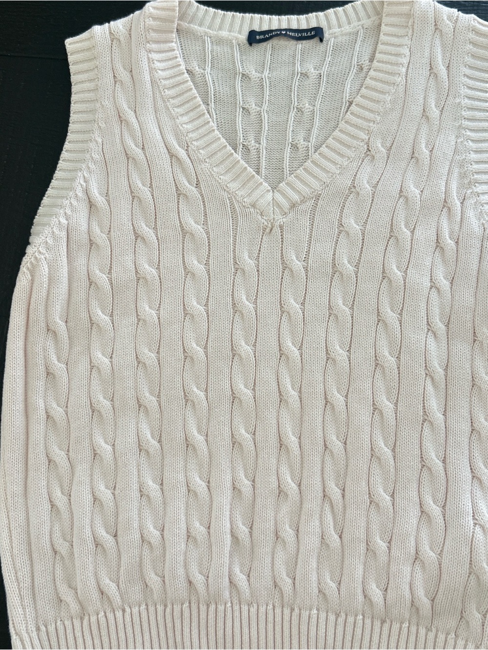 Brandy Melville Pale Pink Cable Knit V-Neck Sweater Vest - Picture 2 of 3